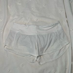 White lululemon shorts